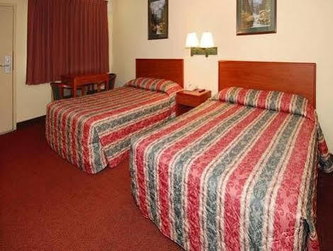 Econo Lodge Goldsboro Hwy 70 Exterior photo